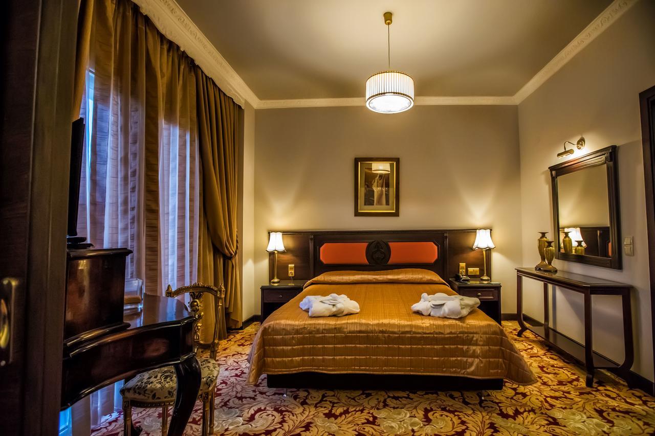 Kouros Hotel Dráma Eksteriør bilde
